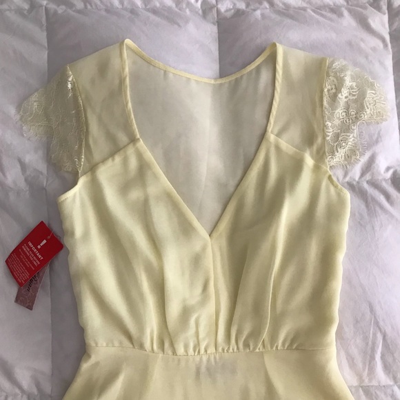 NWT ASOS Elise Ryan Yellow Lace Skater Dress Sz 2 - Picture 3 of 7